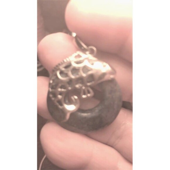 Lapis Lazuli Pendant with Fish Hanger - Picture 5 of 5